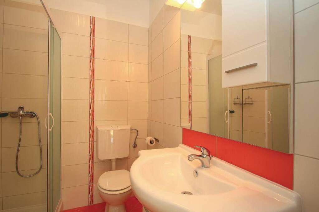 Adorable Holiday House Lilla-With Pool-Near Old Town Labin Labin  Esterno foto