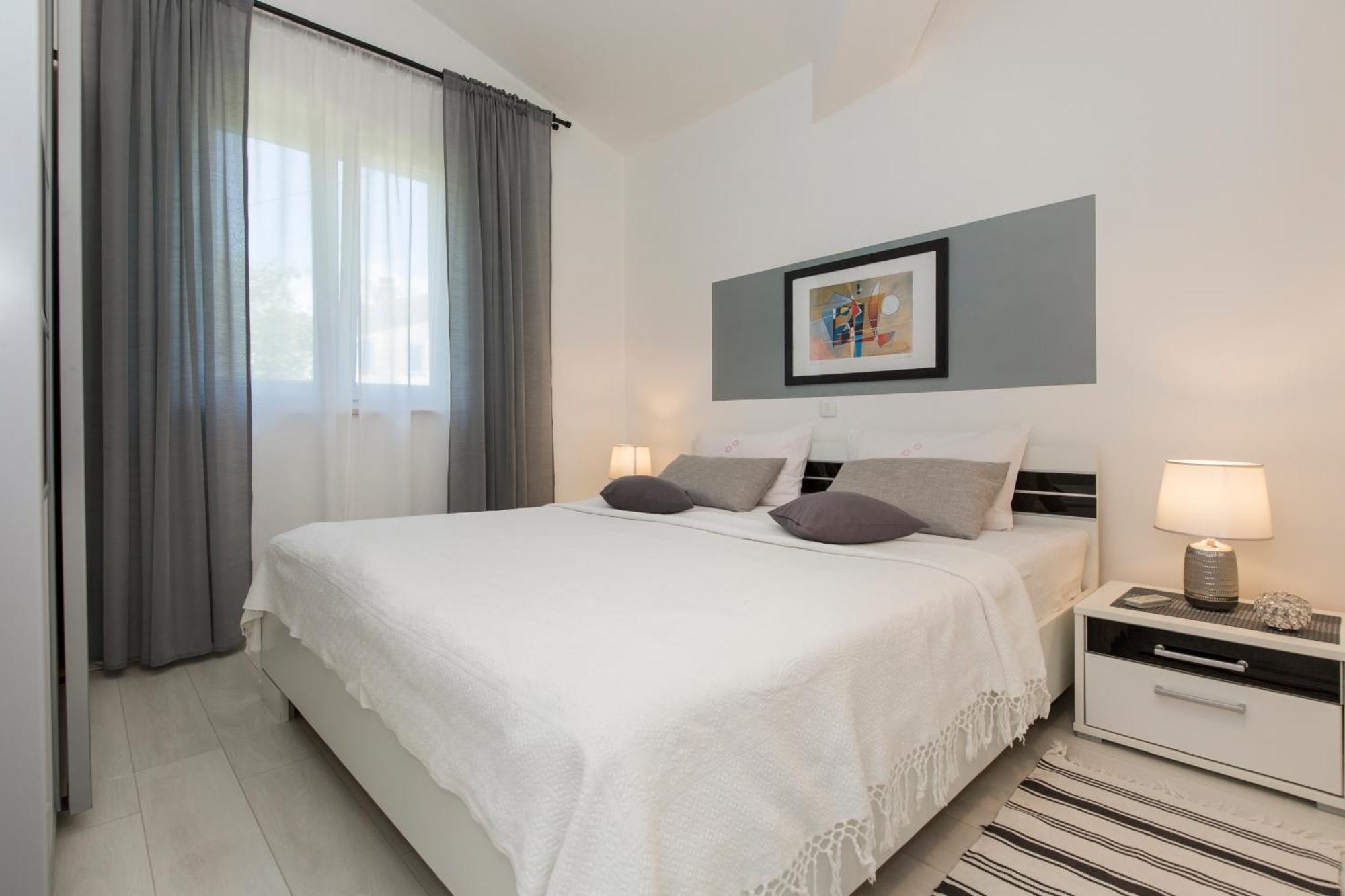 Adorable Holiday House Lilla-With Pool-Near Old Town Labin Labin  Esterno foto